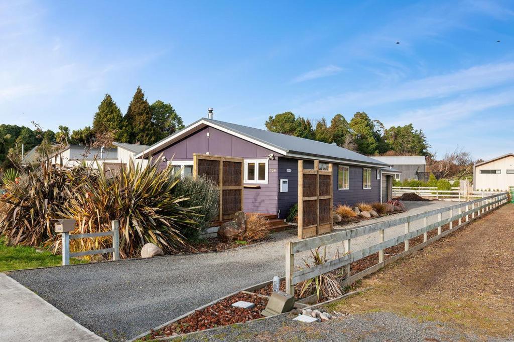 The Purple House - Ohakune Home With Spa Pool Zewnętrze zdjęcie